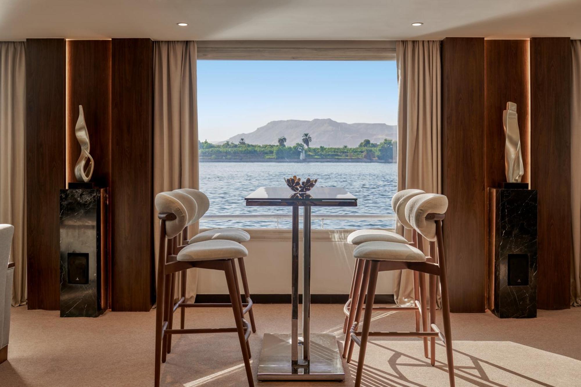 Moevenpick Royal Lily Nile Cruise, Every Monday Four Nights From Luxor, Every Friday Three Nights From Aswan - Including Excursions & Sightseeing Exteriér fotografie